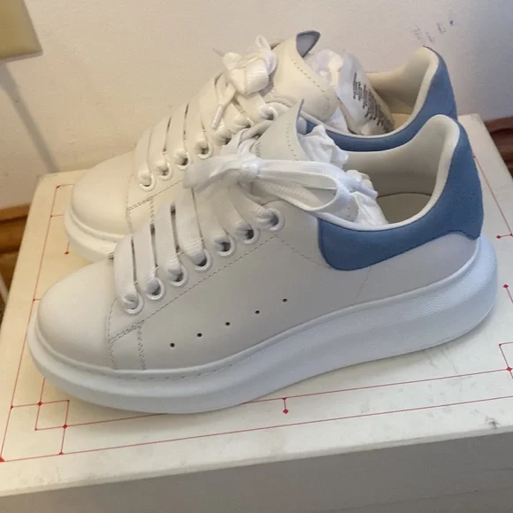 Alexander McQueen shoes - Picture 2 of 6